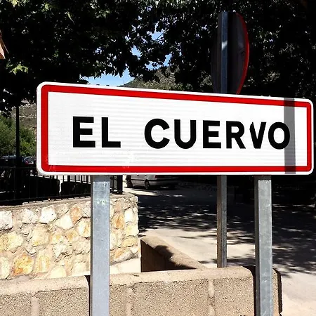 Casa Navarrete * El Cuervo